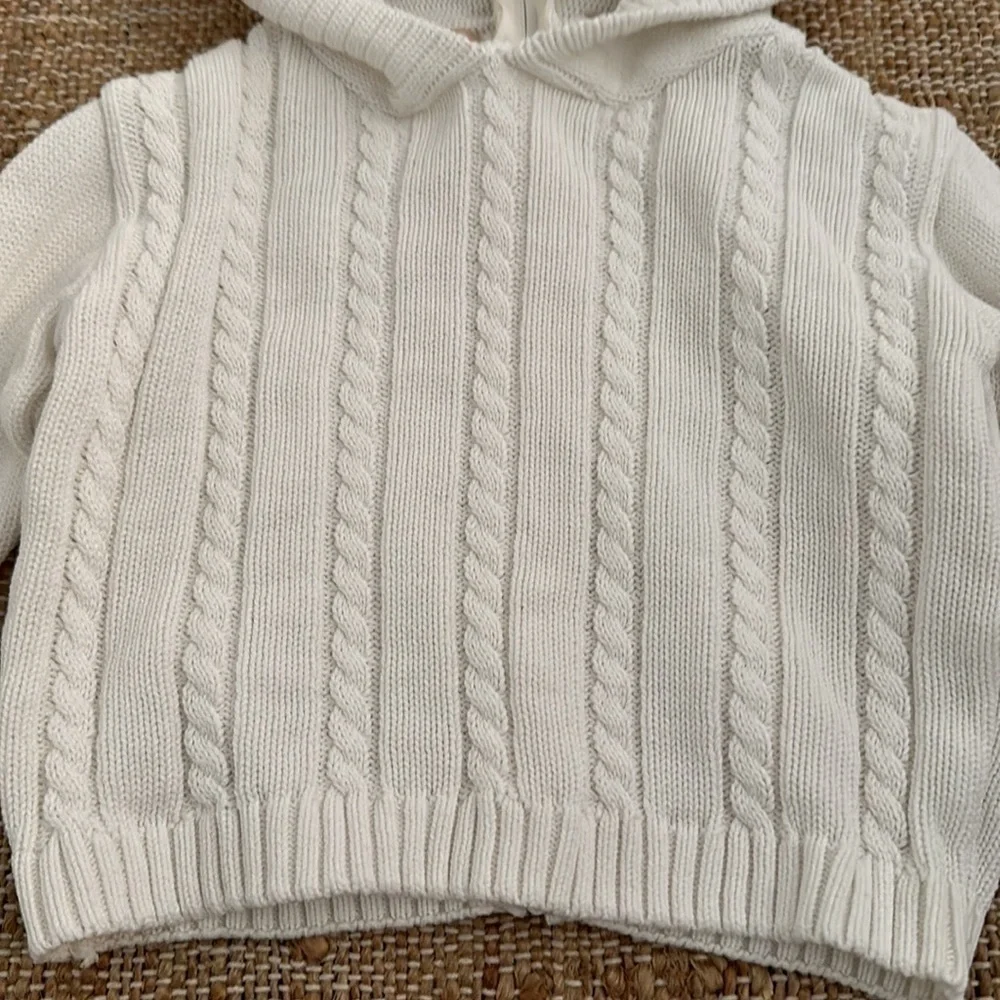 Cable Knit White Back Zip Up Hooded Sweater 9M